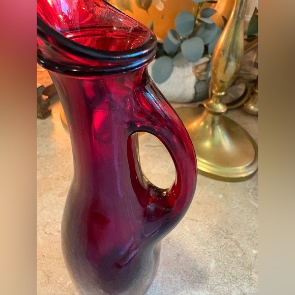 Vintage Anchor Hocking Royal Ruby Vase Pitcher Depression Glass 7.75" - Picture 8 of 11